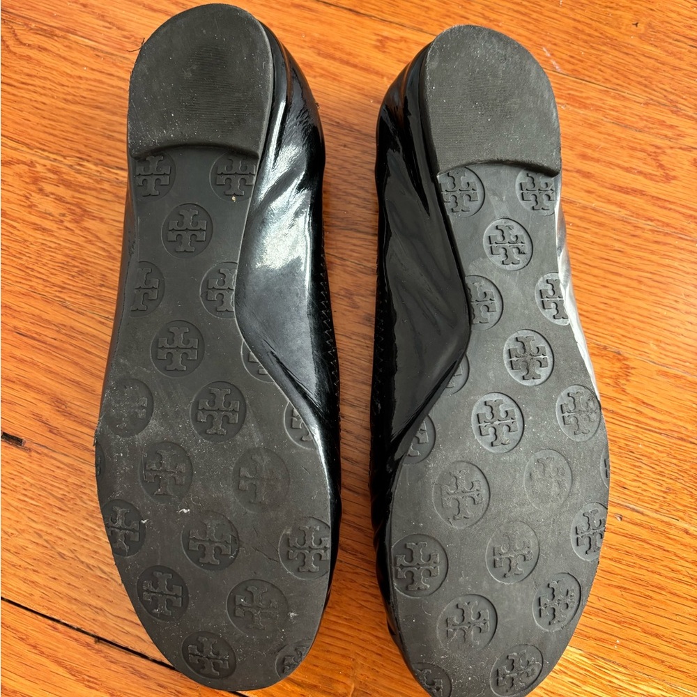 Tory Burch Minnie Travel Patent Leather Ballet Flats - Picture 3 of 5